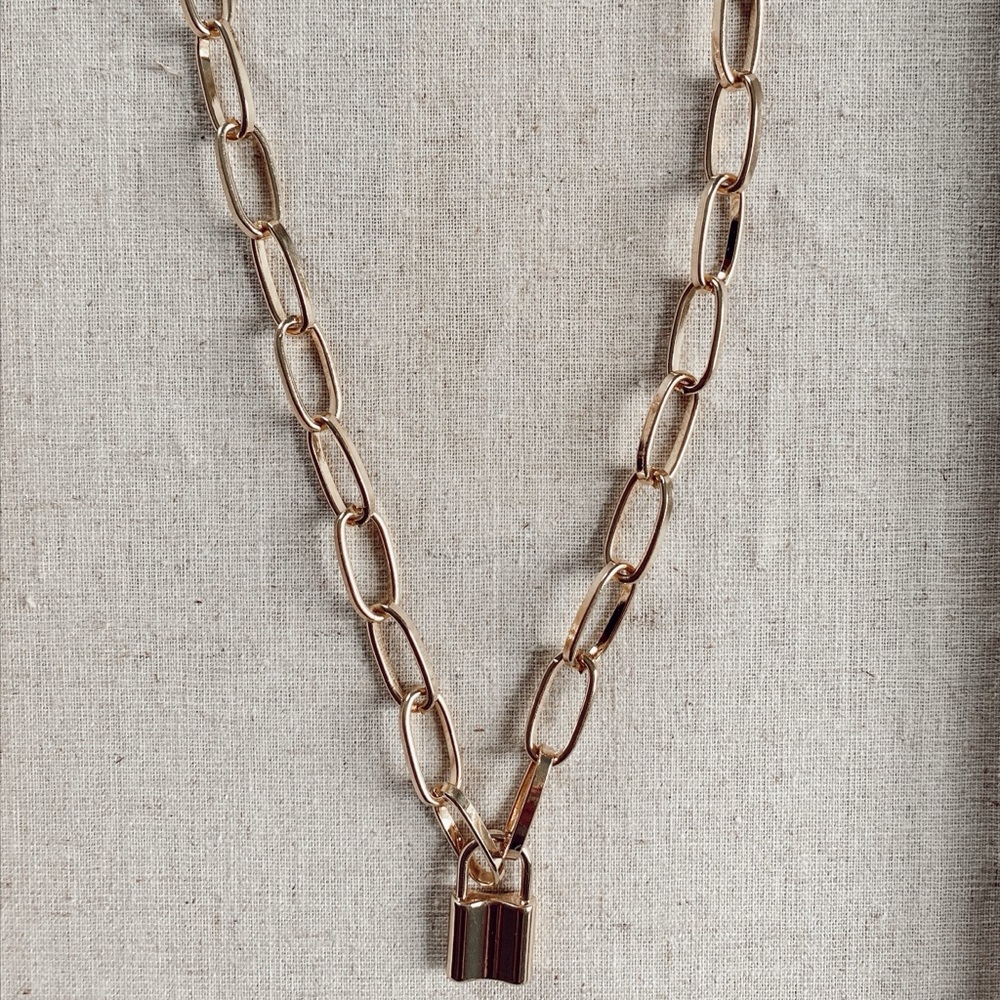 Gold Chain Locket Necklace